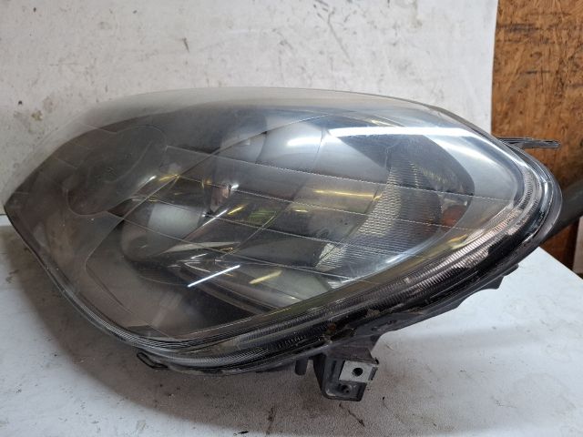 bontott SUZUKI KIZASHI Bal Xenon Fényszóró