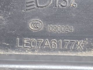 bontott SUZUKI KIZASHI Bal Xenon Fényszóró