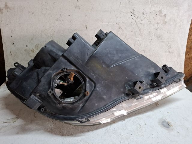 bontott SUZUKI KIZASHI Bal Xenon Fényszóró