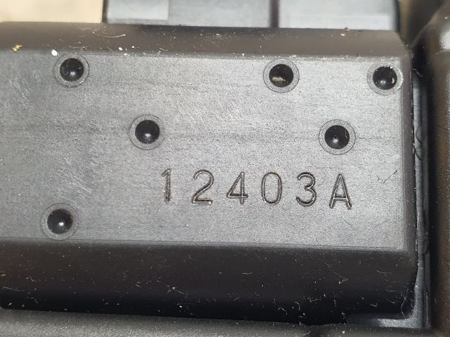 bontott SUZUKI KIZASHI Csomagtérajtó Zárszerkezet