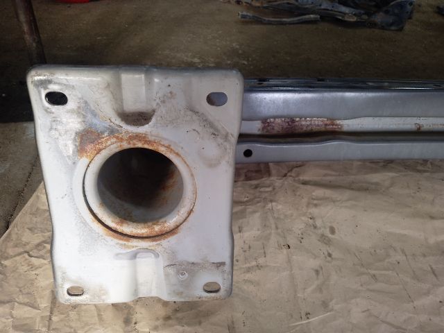 bontott SUZUKI KIZASHI Első Lökhárító Merevítő (Fém)