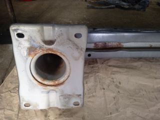 bontott SUZUKI KIZASHI Első Lökhárító Merevítő (Fém)