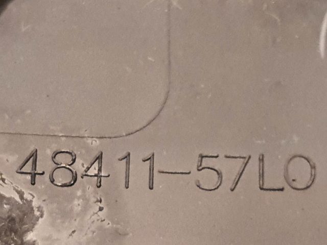 bontott SUZUKI KIZASHI Felső Kormányoszlop Burkolat