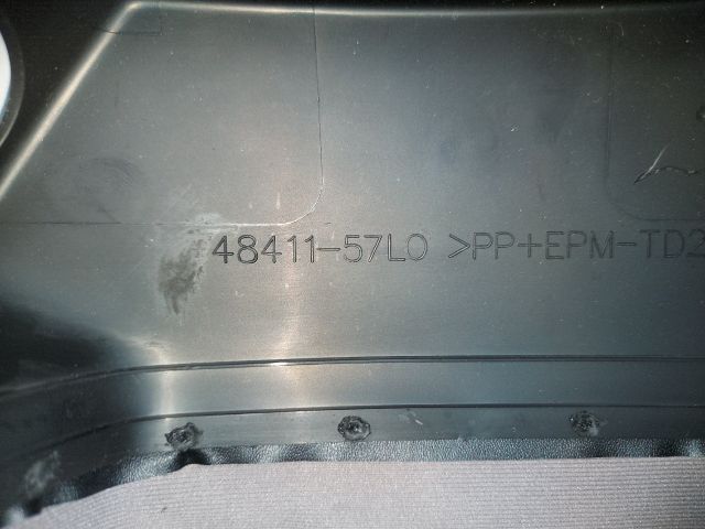 bontott SUZUKI KIZASHI Felső Kormányoszlop Burkolat