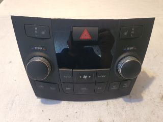 bontott SUZUKI KIZASHI Fűtéskapcsoló (digit klímás)