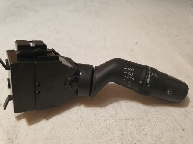 bontott SUZUKI KIZASHI Jobb Kormánykapcsoló Ablaktörlő