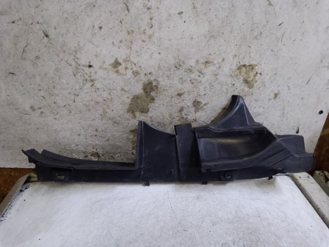 bontott SUZUKI KIZASHI Jobb Levélrács Záróvég