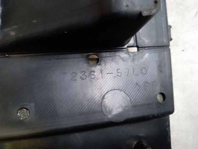 bontott SUZUKI KIZASHI Jobb Levélrács Záróvég