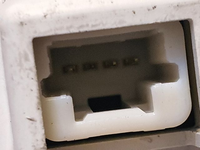 bontott SUZUKI KIZASHI Kulcs Nélküli Nyitás Jeladó