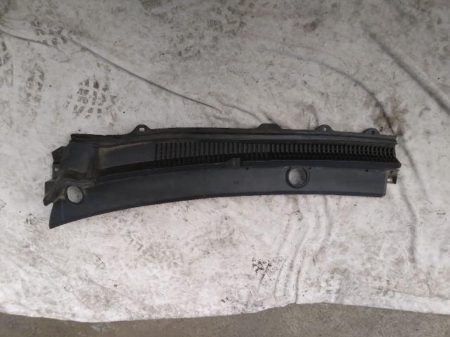 bontott SUZUKI KIZASHI Levélrács