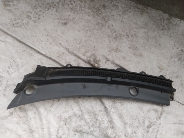 bontott SUZUKI KIZASHI Levélrács