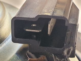 bontott SUZUKI KIZASHI Mélynyomó Hangszóró