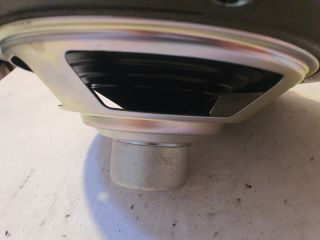 bontott SUZUKI KIZASHI Mélynyomó Hangszóró