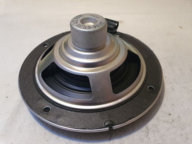 bontott SUZUKI KIZASHI Mélynyomó Hangszóró