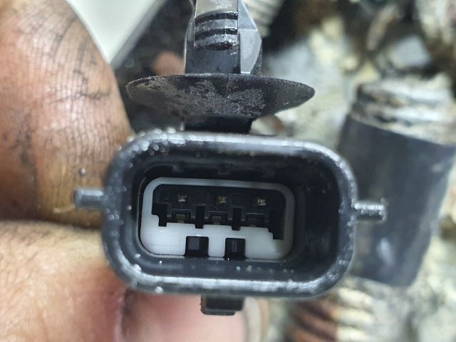 bontott SUZUKI KIZASHI Motorháztető Zárszerkezet