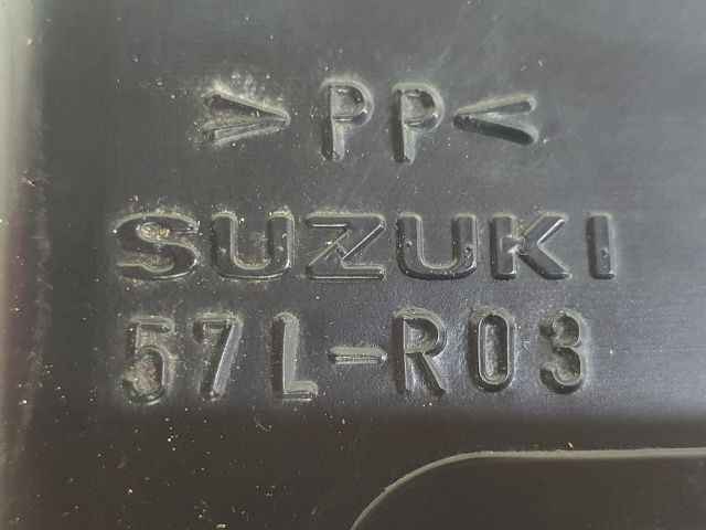 bontott SUZUKI KIZASHI Rezonátor