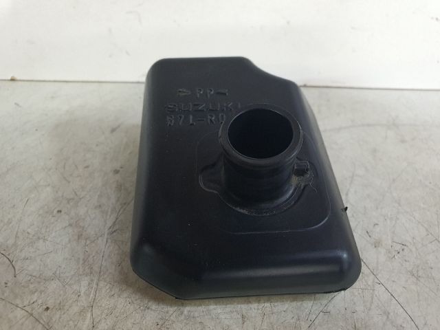 bontott SUZUKI KIZASHI Rezonátor