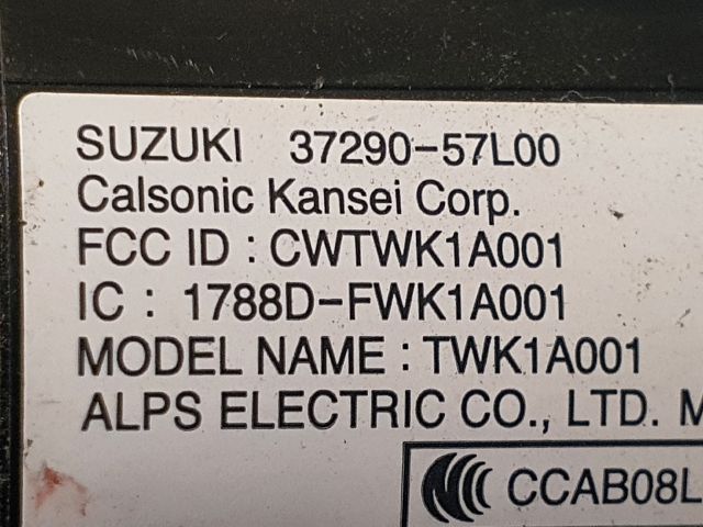 bontott SUZUKI KIZASHI Start / Stop Indító Gomb