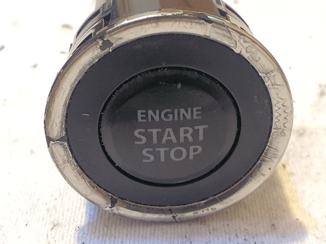 bontott SUZUKI KIZASHI Start / Stop Indító Gomb