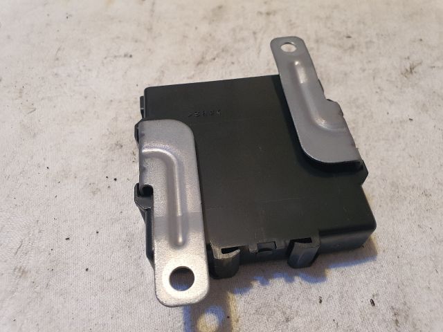 bontott SUZUKI KIZASHI Tolatóradar Elektronika