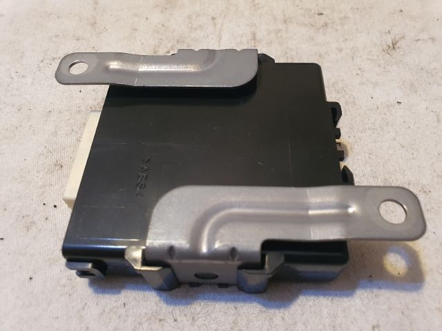 bontott SUZUKI KIZASHI Tolatóradar Elektronika