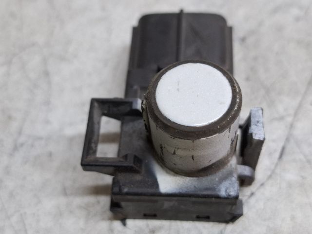 bontott SUZUKI KIZASHI Tolatóradar Fej