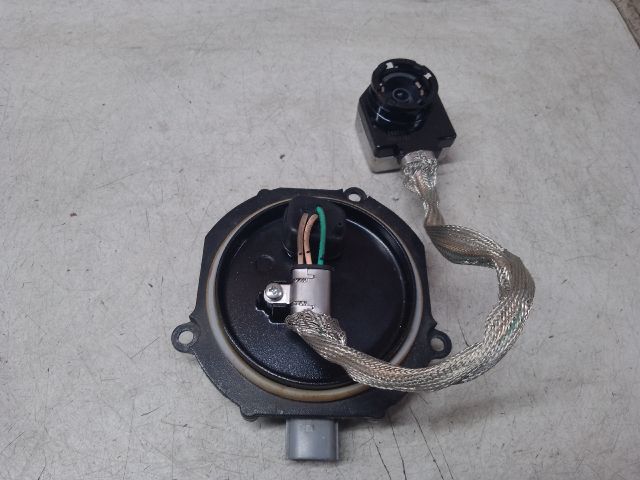 bontott SUZUKI KIZASHI Xenon Trafó