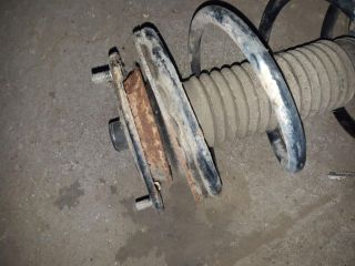 bontott SUZUKI LIANA Bal első Lengéscsillapító