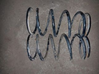 bontott SUZUKI LIANA Hátsó Rugó Pár