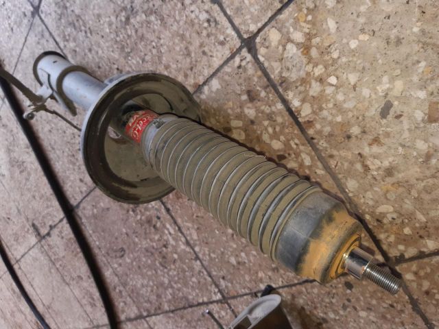 bontott SUZUKI LIANA Jobb hátsó Lengéscsillapító