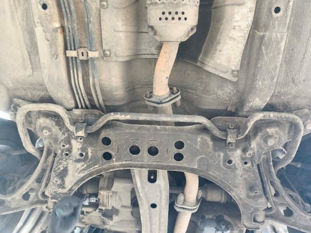 bontott SUZUKI LIANA Motor (Fűzött blokk hengerfejjel)