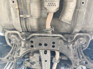 bontott SUZUKI LIANA Motor (Fűzött blokk hengerfejjel)