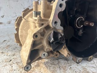 bontott SUZUKI LIANA Váltó (Mechanikus)