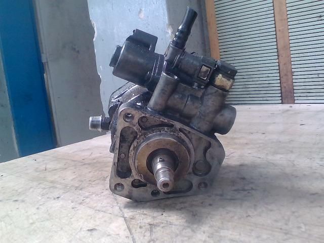 bontott SUZUKI LIANA Nagynyomású Szivattyú