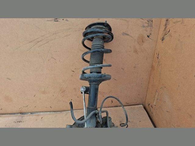 bontott SUZUKI LIANA Bal első Gólyaláb (Lengécsillapító, Rugó)