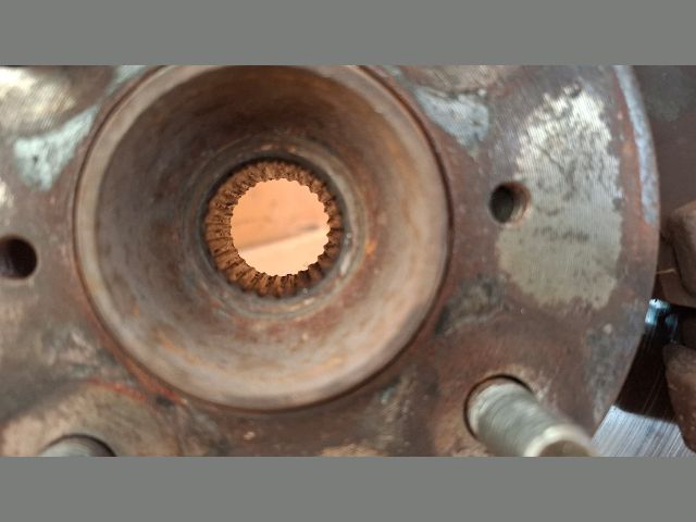 bontott SUZUKI LIANA Jobb első Csonkállvány Kerékaggyal