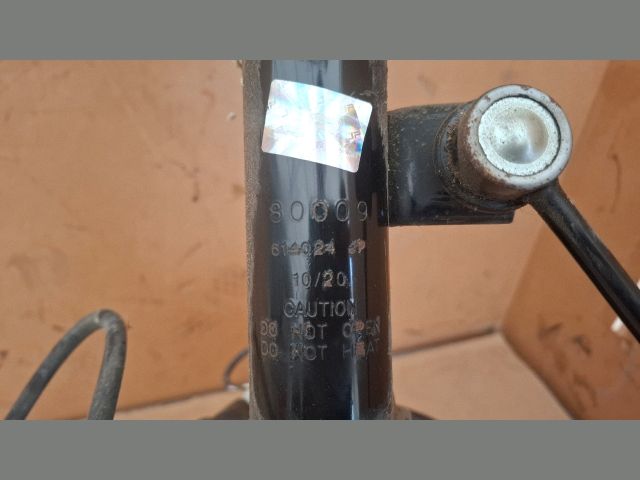 bontott SUZUKI LIANA Jobb első Gólyaláb (Lengécsillapító, Rugó)