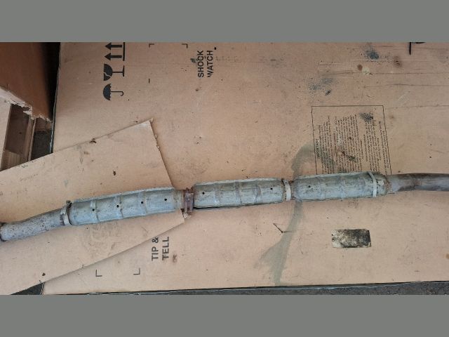 bontott SUZUKI LIANA Középső Kipufogó Cső