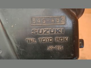 bontott SUZUKI LIANA Légszűrő Ház