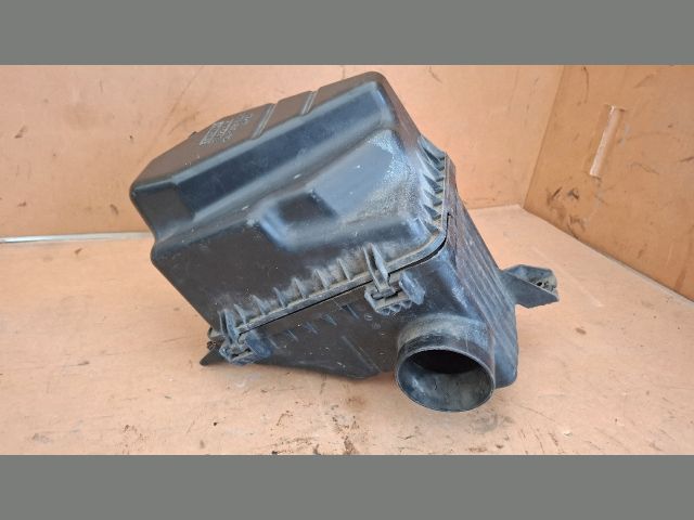 bontott SUZUKI LIANA Légszűrő Ház