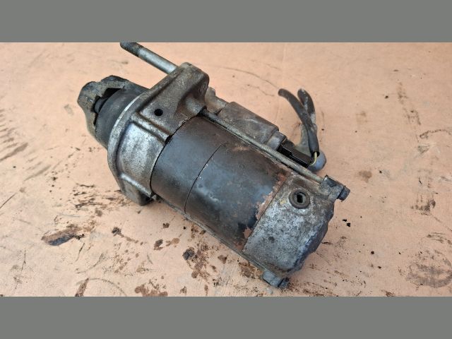 bontott SUZUKI LIANA Önindító