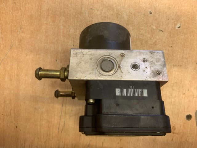 bontott SUZUKI LIANA ABS Kocka