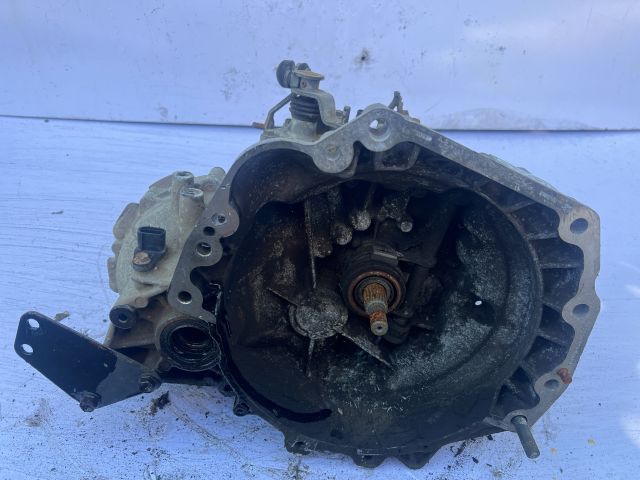 bontott SUZUKI LIANA Váltó (Mechanikus)