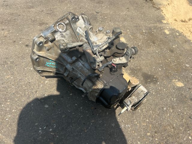 bontott SUZUKI LIANA Váltó (Mechanikus)