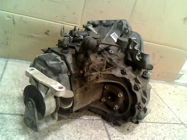 bontott SUZUKI LIANA Váltó (Mechanikus)