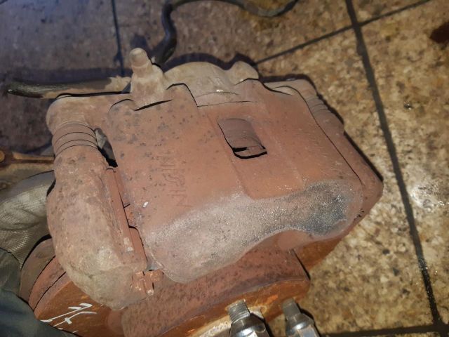 bontott SUZUKI LIANA Jobb első Csonkállvány Kerékaggyal