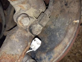 bontott SUZUKI LIANA Jobb első Csonkállvány Kerékaggyal