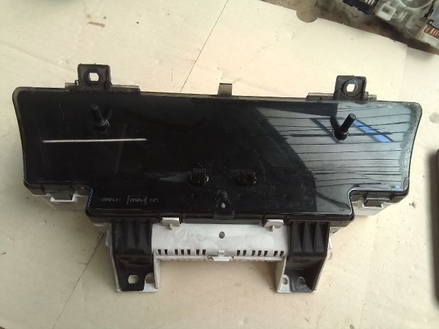 bontott SUZUKI LIANA Kilométeróra