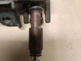 bontott SUZUKI LIANA Porlasztó Sor / Híd