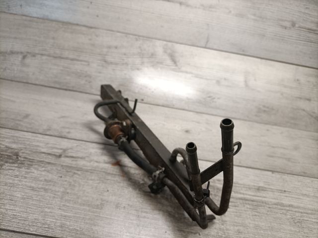 bontott SUZUKI LIANA Porlasztó Sor / Híd